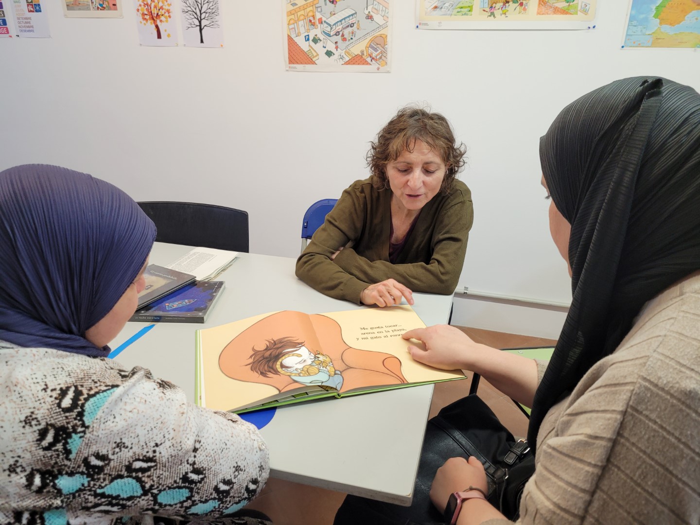 Dones i infants: Compartim lectures