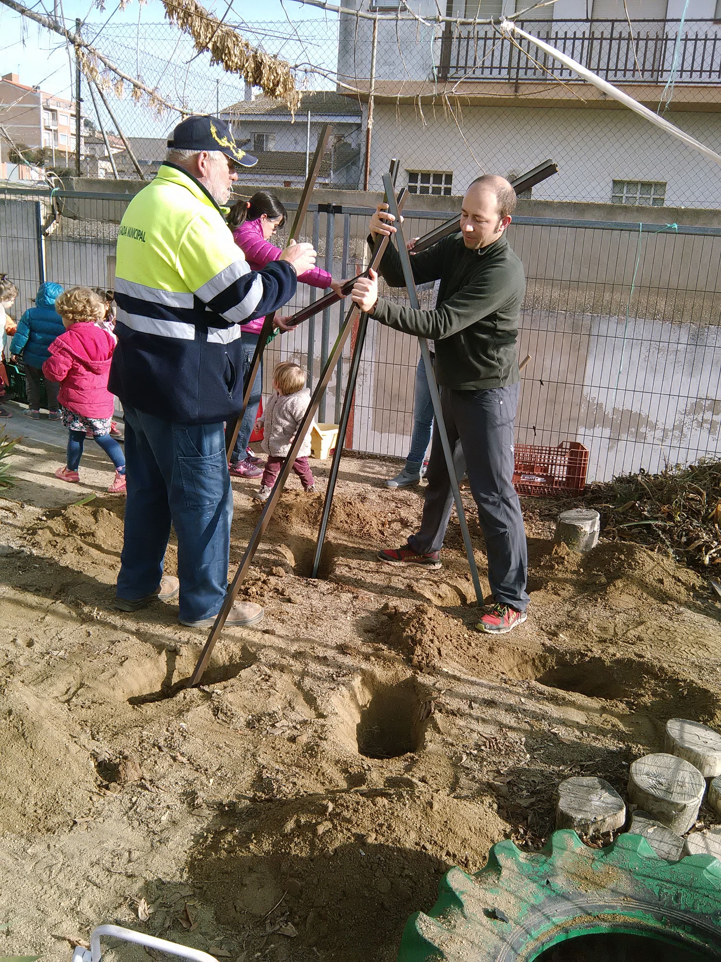 Construcció de la tipi de ferro. Curs 2015-2016