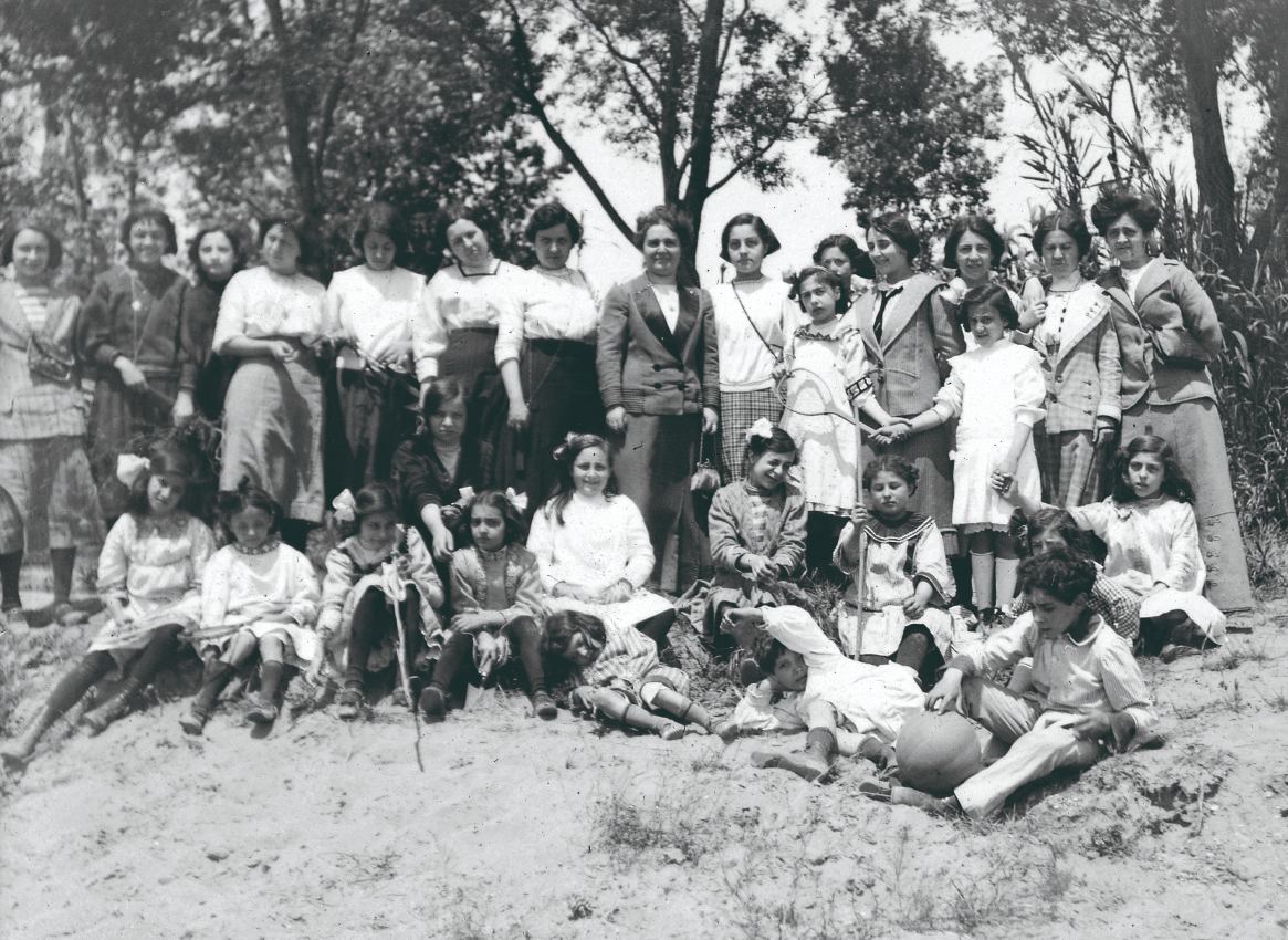 L’educació de les dones des d’una concepció feminista
