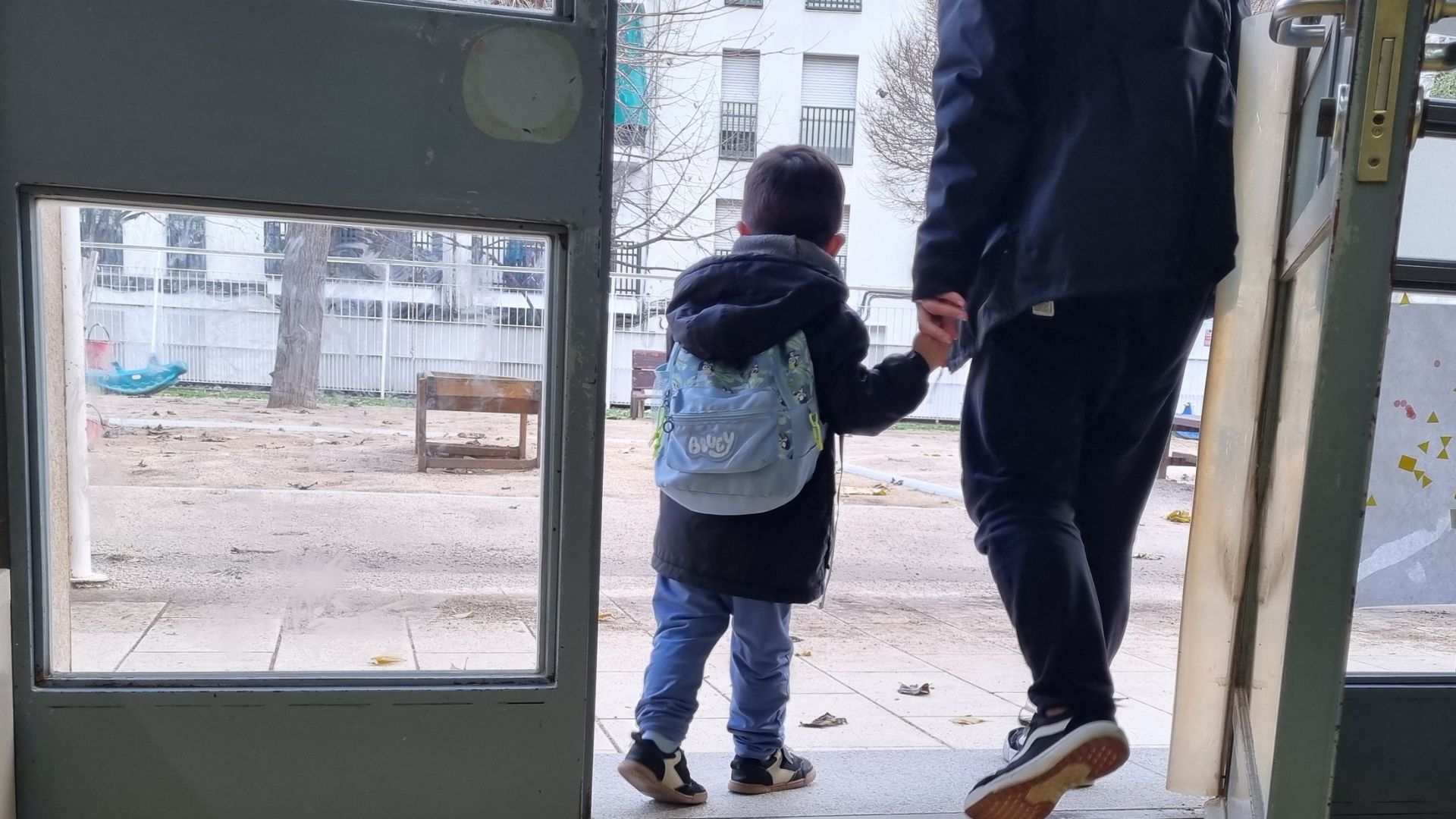 CONSTRUIR LA COMUNITAT. Estratègies de relació amb les famílies. (Formació en castellà)