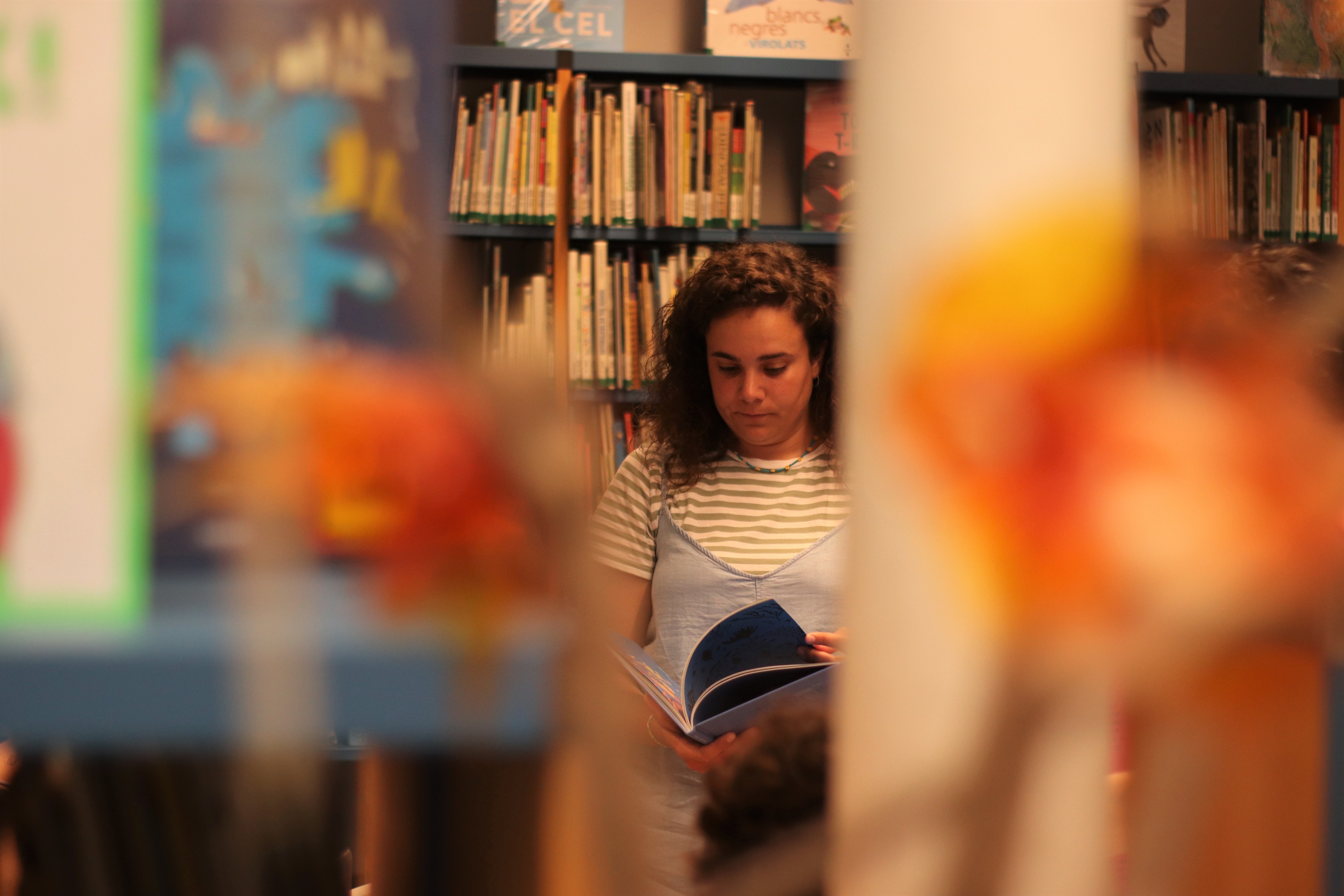 La biblioteca de Rosa Sensat tanca al públic fins al 17 de setembre