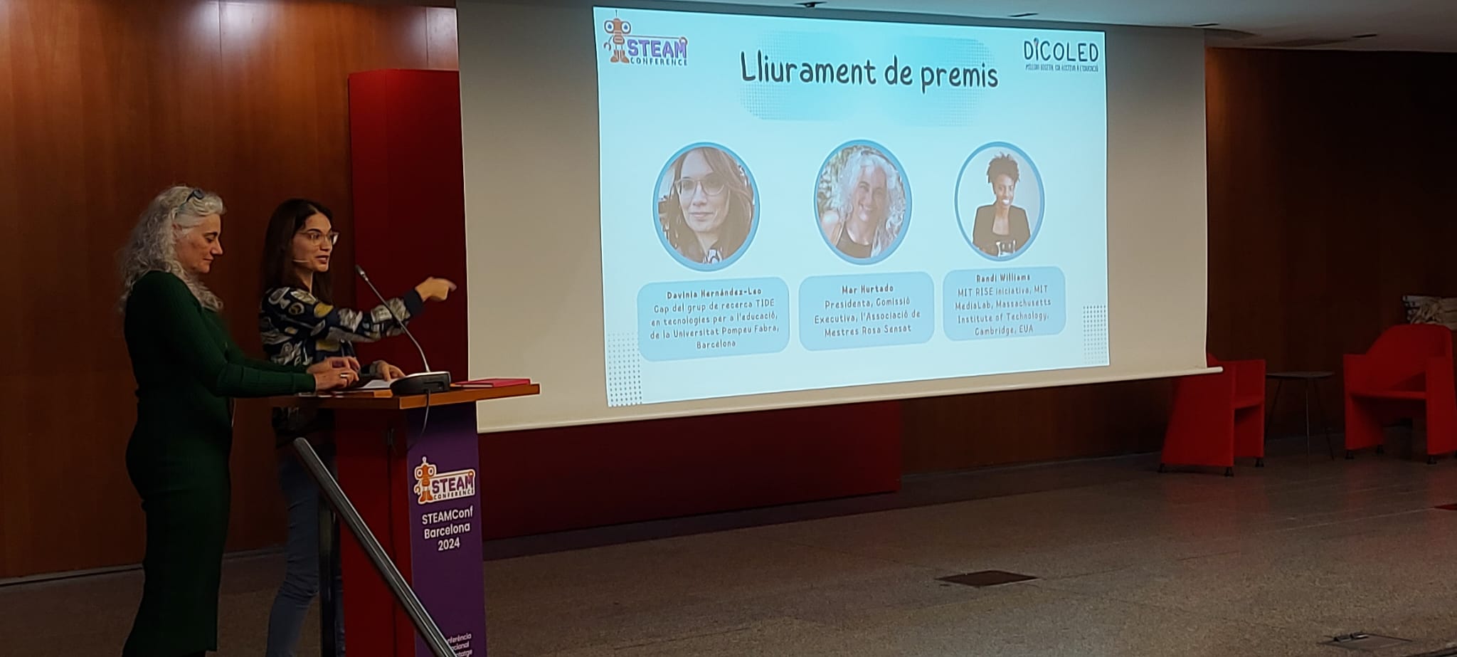 STEAMconf 2024 Celebra l'Excel·lència Educativa: Coneix els guanyadors dels Premis DICOLED