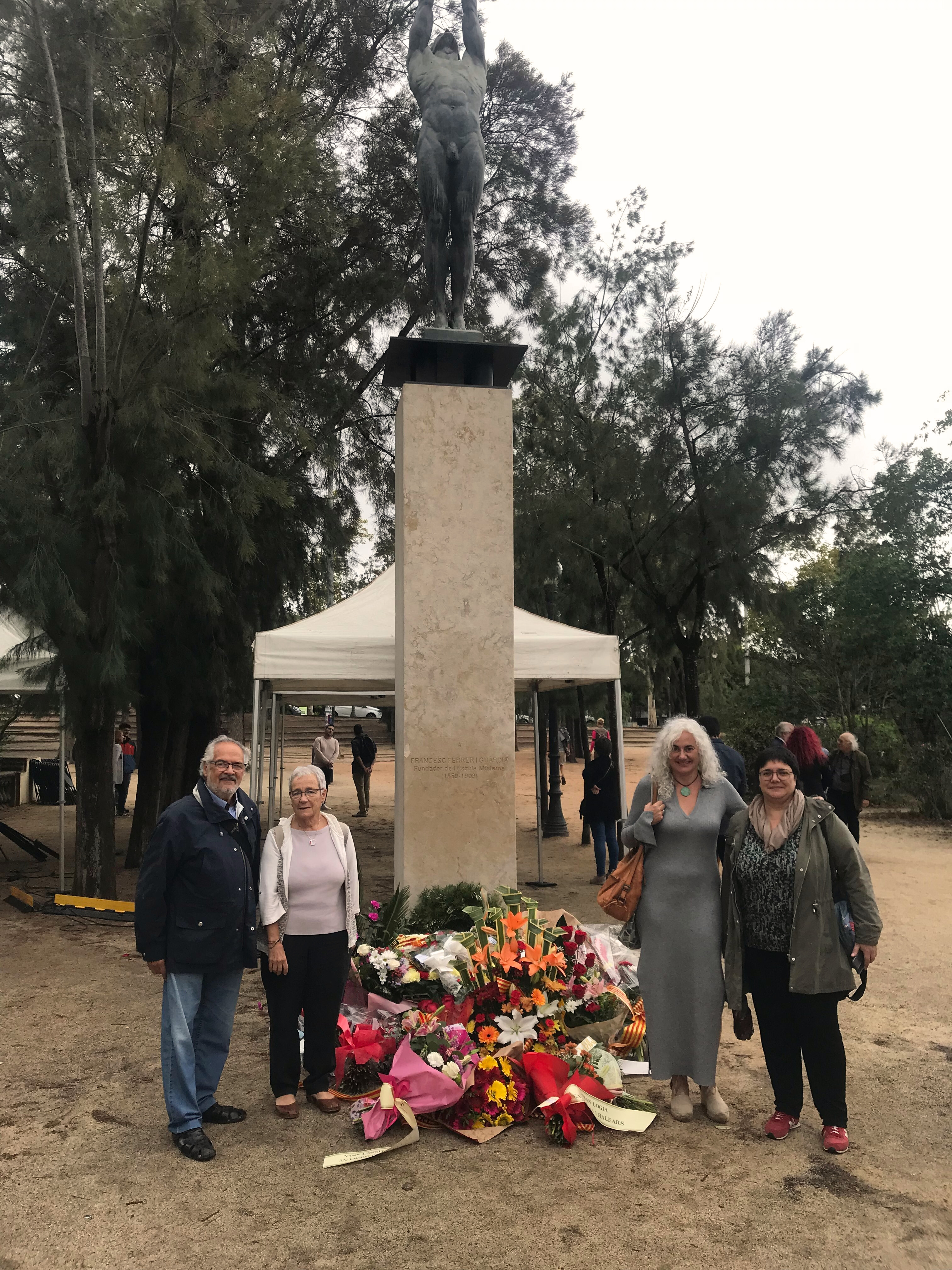 Intervenció Mar Hurtado - Ofrena floral a Ferrer i Guàrdia