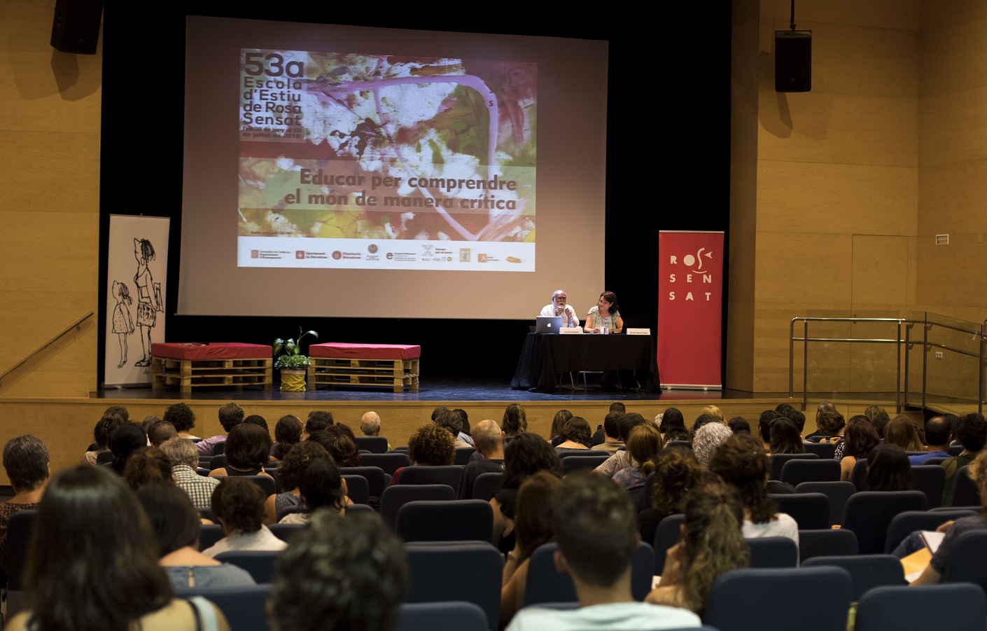 Com educar per comprendre el món de manera crítica?