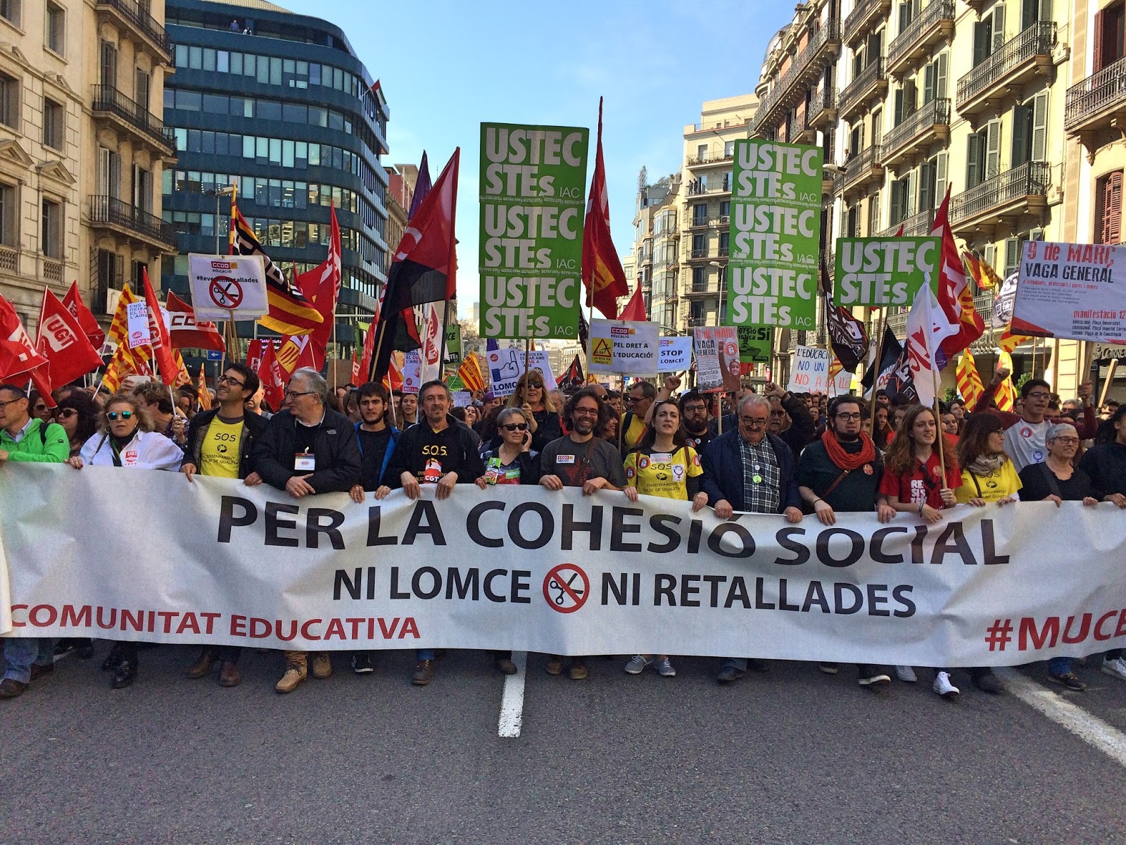 L'educació de la LOMCE i les retallades. Defensem l'educació