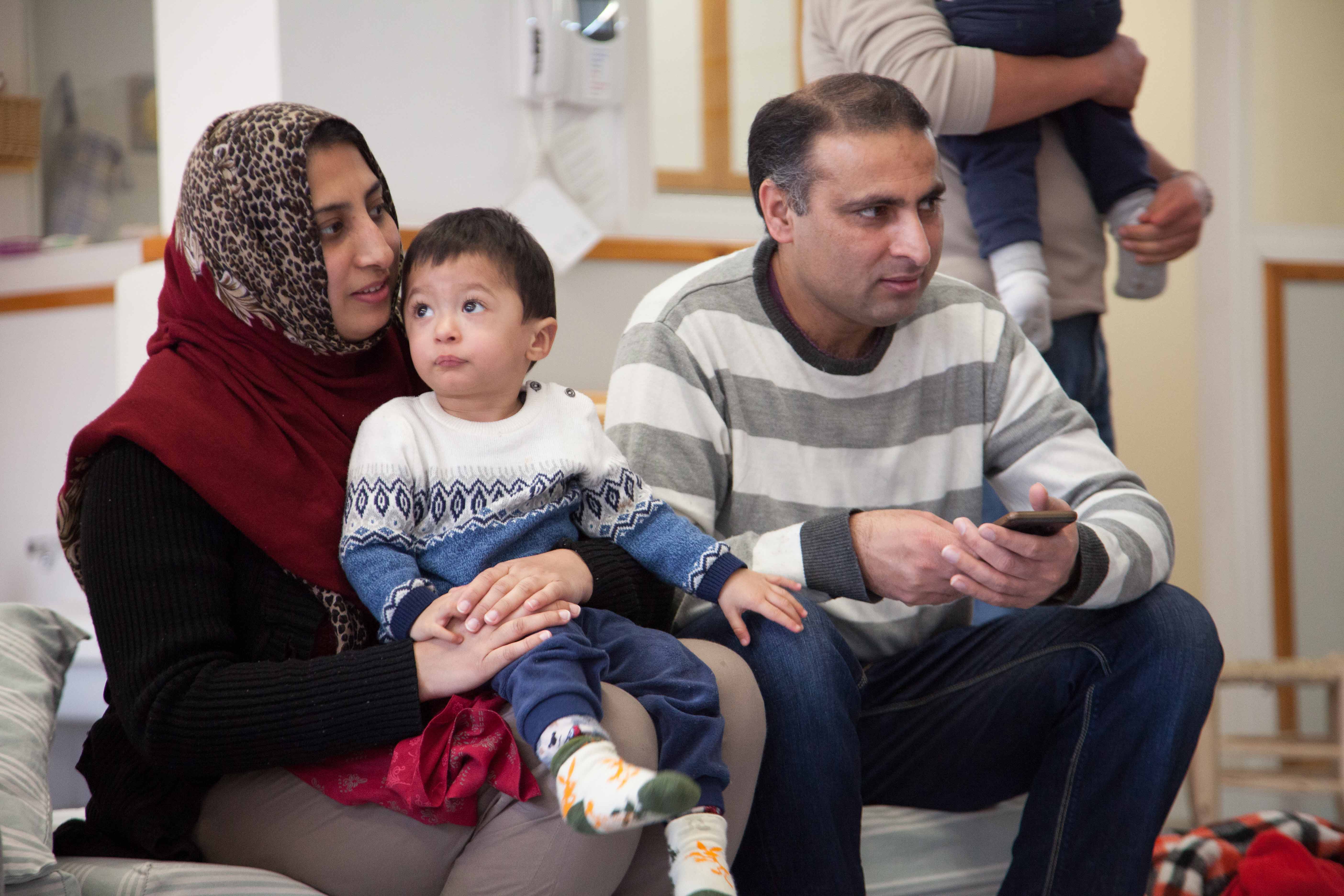 Infant i societat. Famílies vingudes de lluny