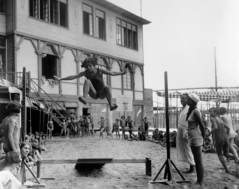 Ve a la memòria. 100 anys de l’escola del Mar