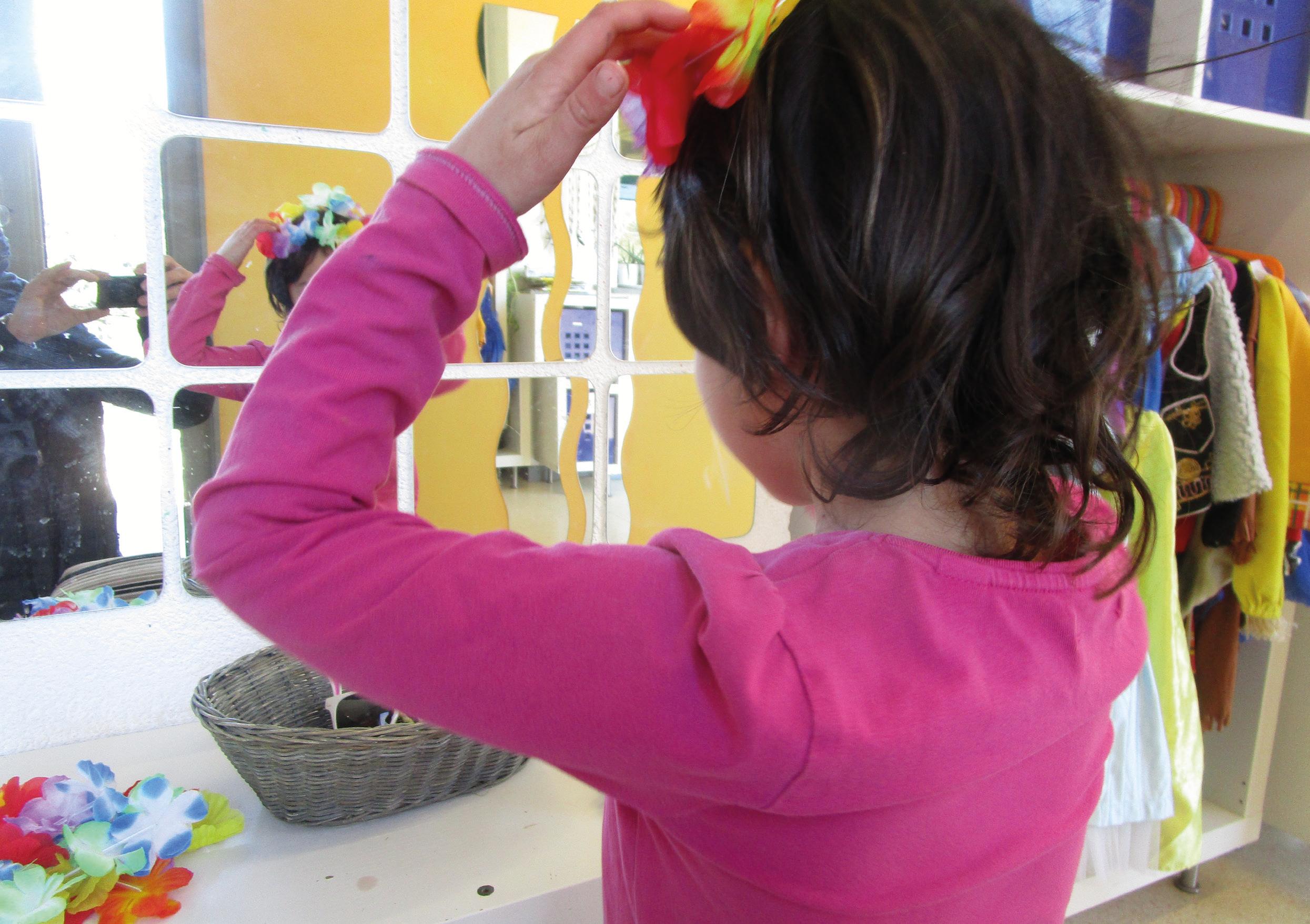 Sortiu dels racons de les nines i de les construccions