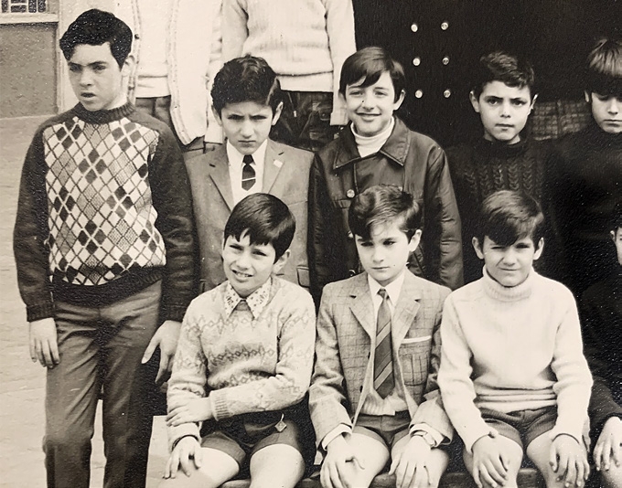 Quan jo anava a estudi. L’escola que va passar  de les lliçons a les fitxes