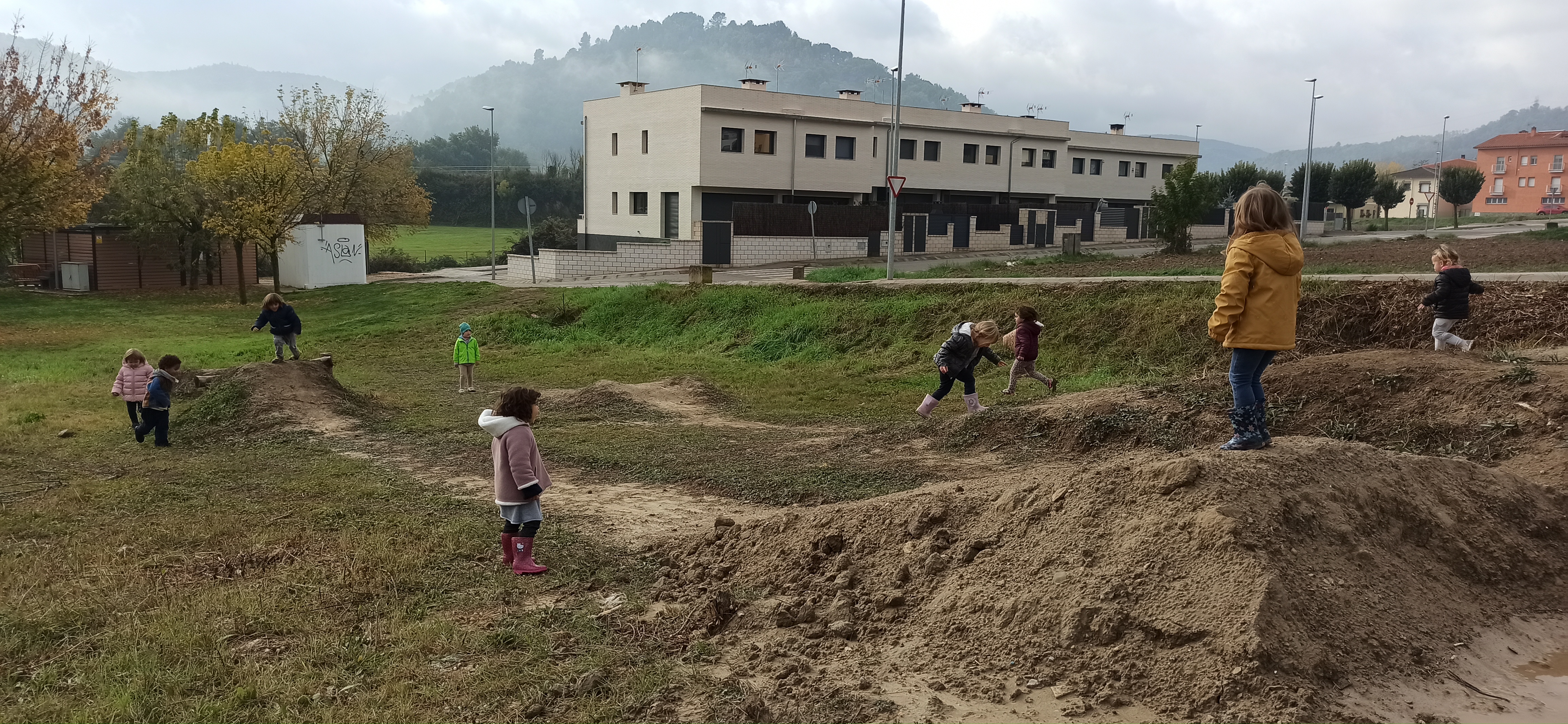 Escuela 3-6. Los exteriores