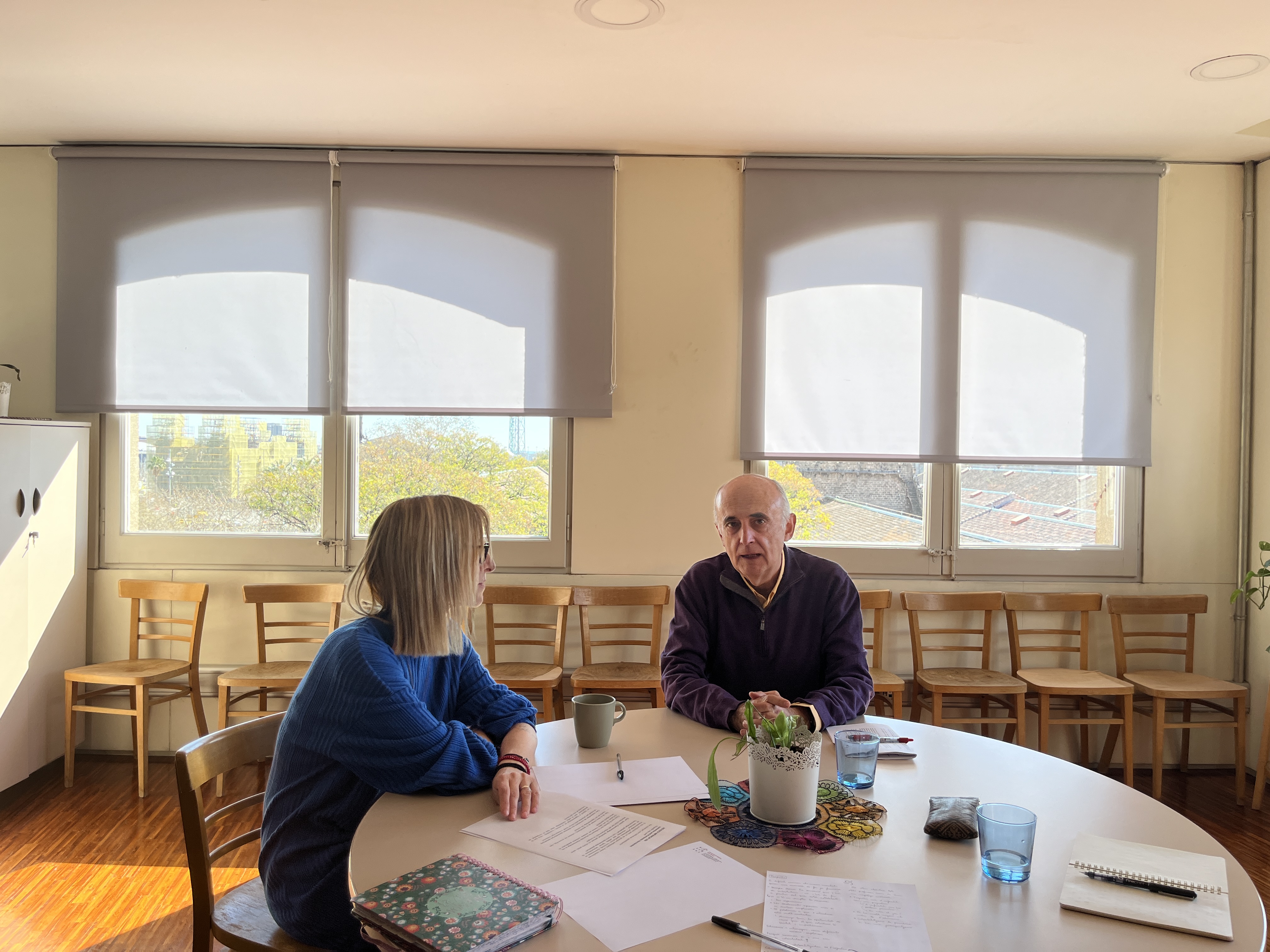 L’entrevista. Conversa amb Fernando Hernández-Hernández «Dins un plantejament globalitzat,  la tasca de l’adult és clau»