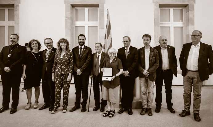 Cinc dècades d’història educativa. L’Associació de Mestres Rosa Sensat rep la Medalla d’Honor del Parlament 2015-2024