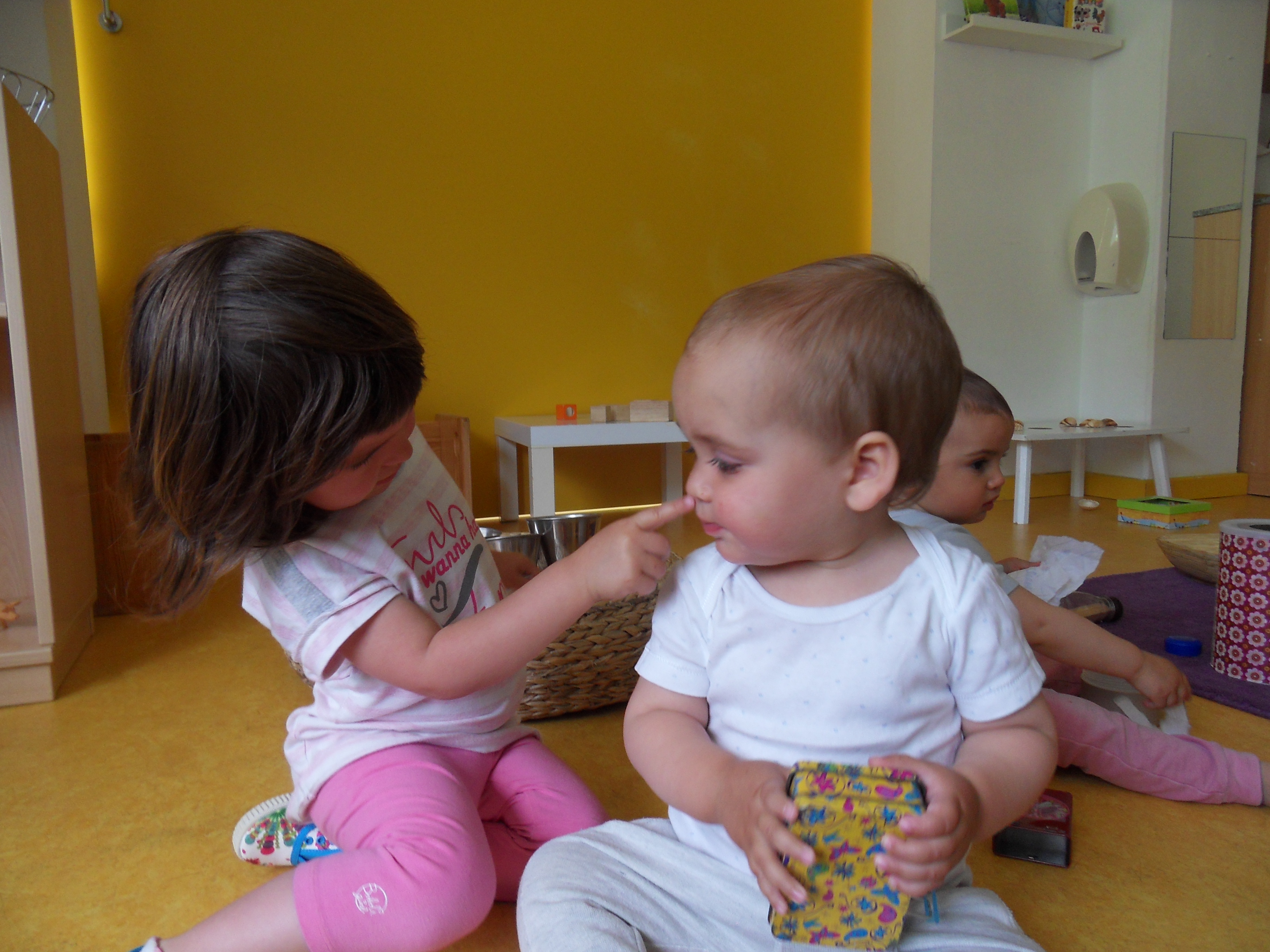 Escuela 0-3. Complicidad frente al espejo...