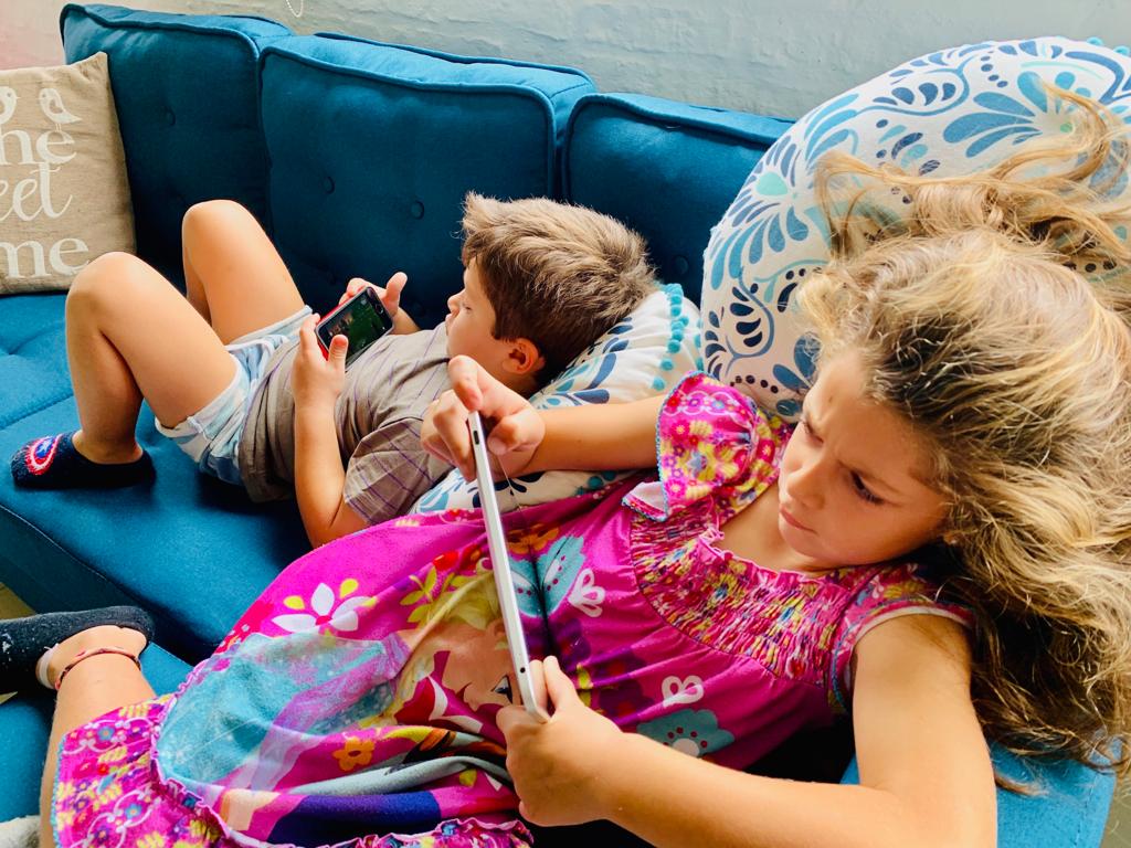 Reflexiones pedagógicas. Tecnologías y subjetividades en formación