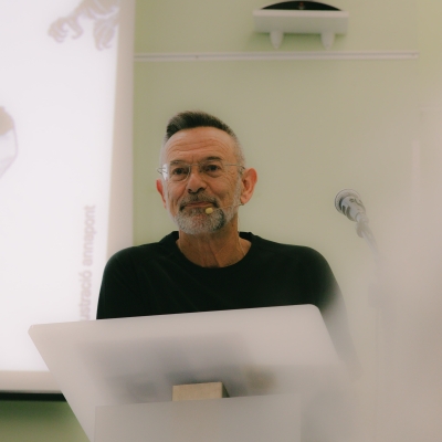 Política y escuela: construir una pedagogía donde el bien común sea la ideología