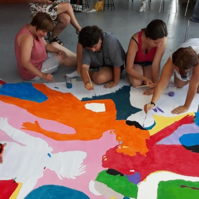 Creart i Rosa Sensat busquem 3 centres educatius de Barcelona per explorar l’art com a eina per a la justícia global (Programa de Formació Docent PLE)