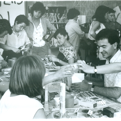 [26 de juny a Rosa Sensat] Acte inaugural de la 60a Escola d'Estiu a l'Av de les Drassanes