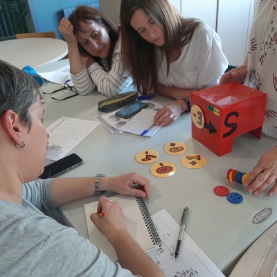 [13 d'abril] CAÀREM. Problemes: un munt d’històries per a petits i grans